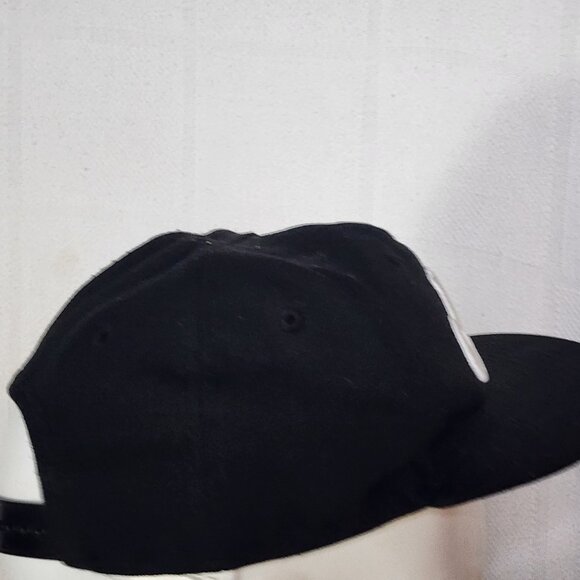 Nike True Limitless Black with White Swoosh Logo Kids Adjustable Hat Size 4-7 - Picture 6 of 16